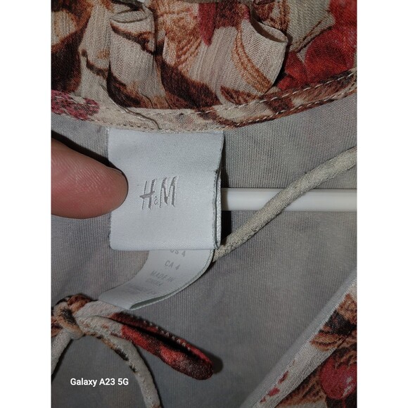 H&M Balloon-Sleeved Dress Beige Floral Size 4 - Picture 5 of 8